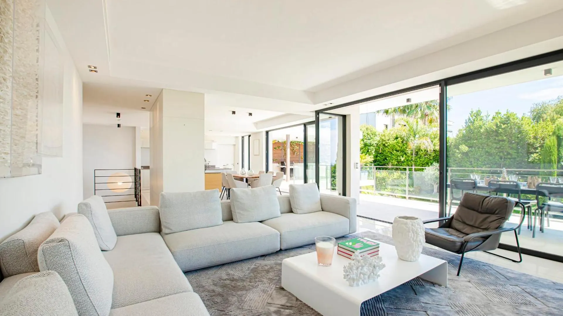 Ref 2152 - Le Cannet - Sea View Villa For Rent Frankrig